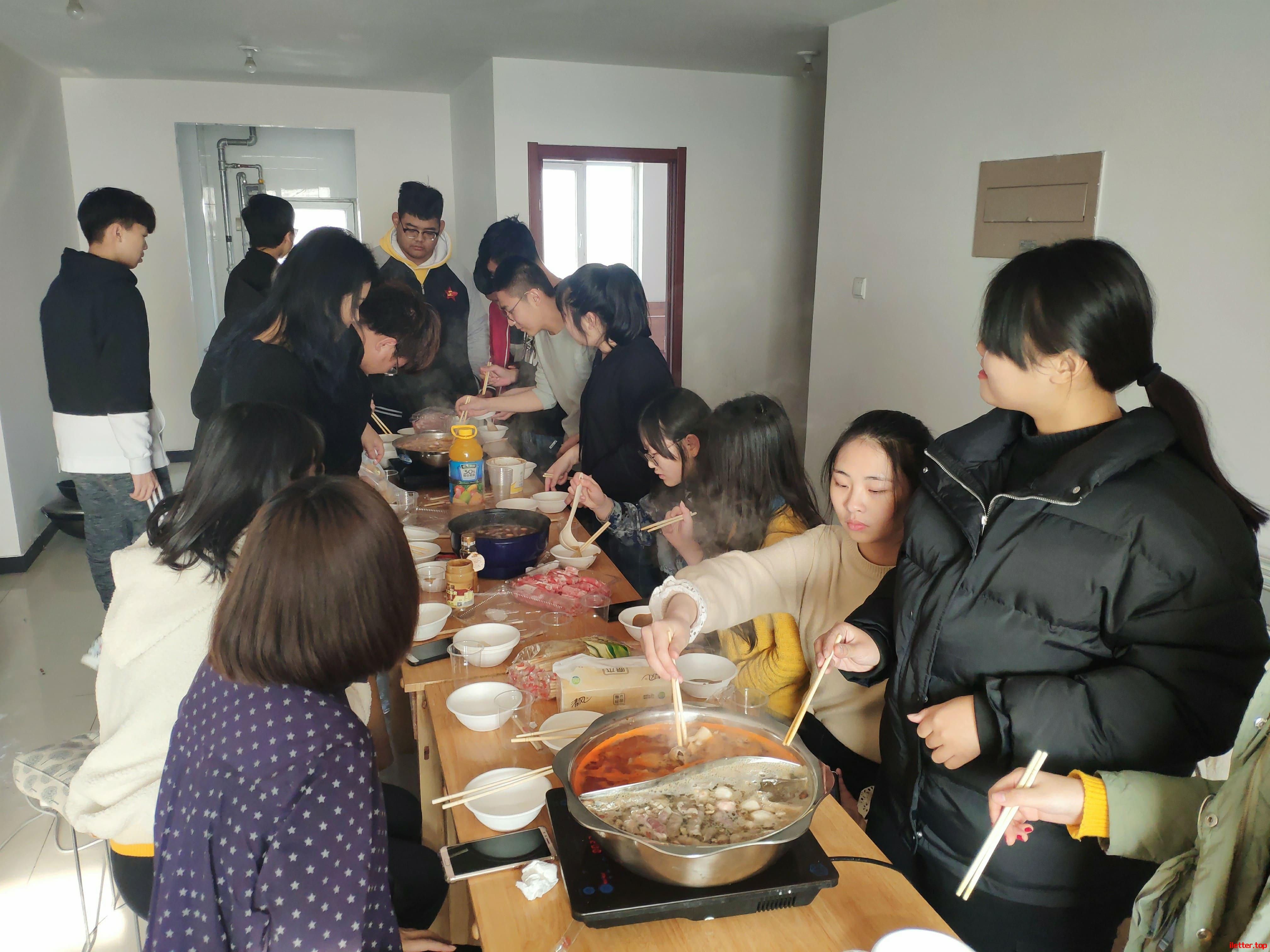 大学网络科技团建 (1)